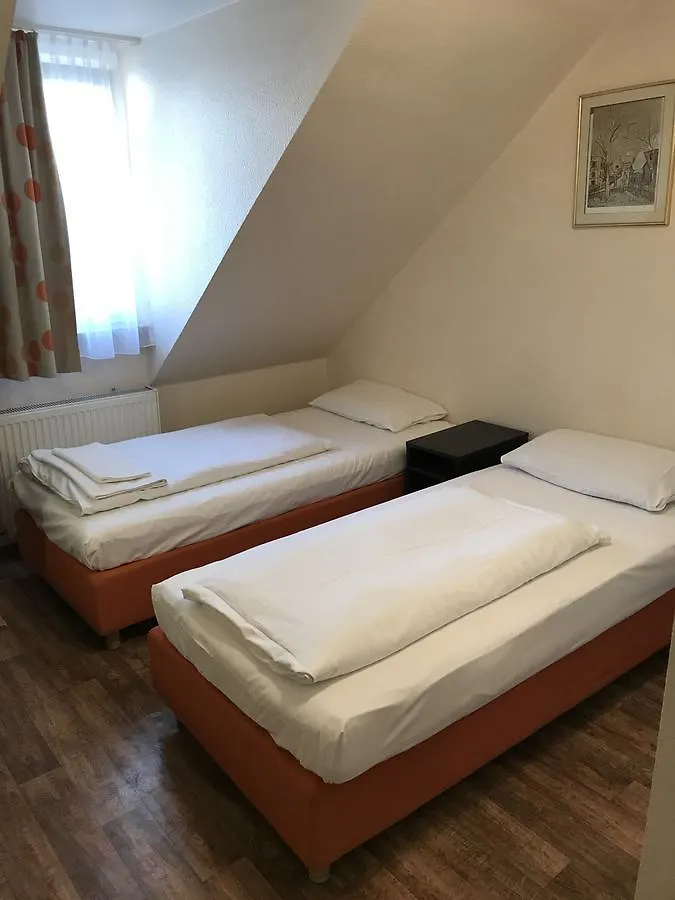 Pension Alpha - Frankfurt City Central Station Frankfurt am Main 3*,  Germany
