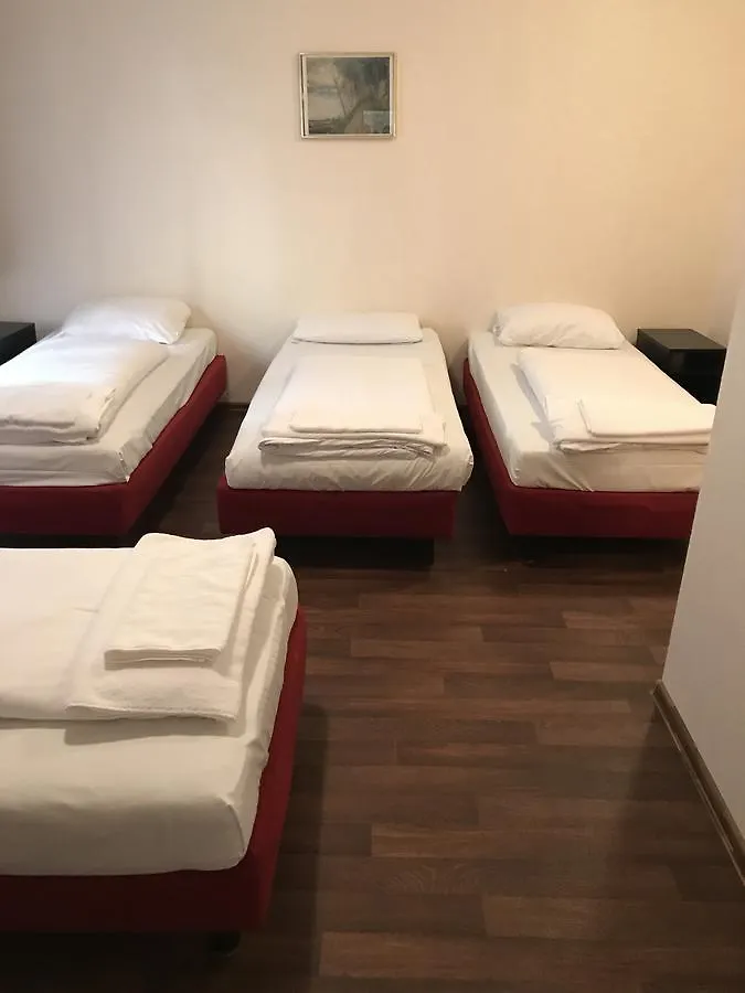 Pension Alpha - Frankfurt City Central Station Frankfurt am Main