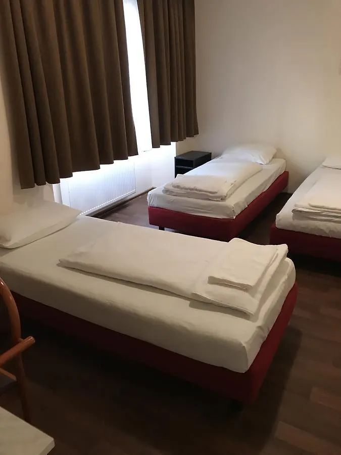 Pension Alpha - Frankfurt City Central Station Frankfurt am Main Germany